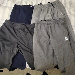 Men's sweatpants - Lot of 4  -  as shown - M (2) S (2)